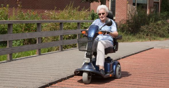 3 wheel scooter